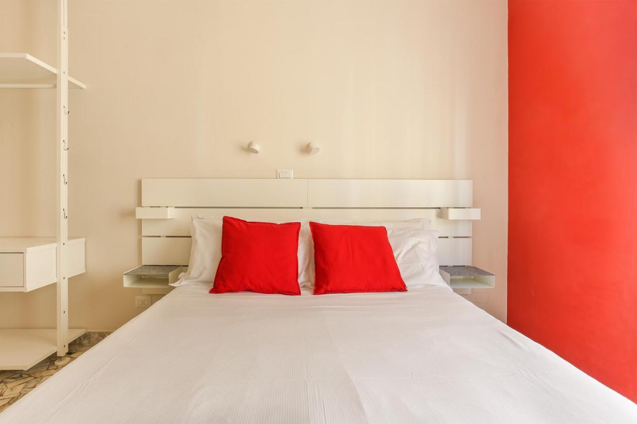 The Red Loft In Ponte Vecchio Lägenhet Florens Exteriör bild